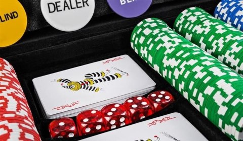 Poker - zestaw 500 żetonów w walizce HQ