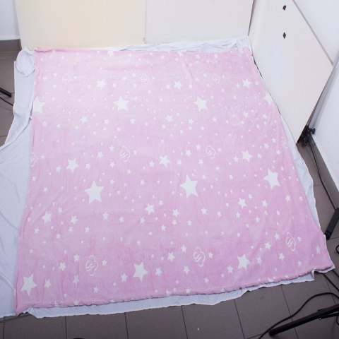 Miękki koc pled narzuta na łóżko świecący 150x200