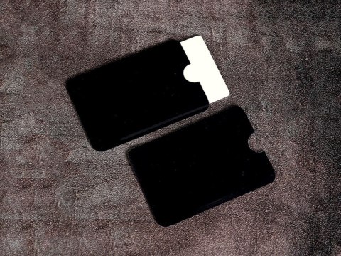 Etui na karty zbliżeniowe rfid antykradzieżowe x4
