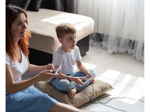 Gra telewizyjna konsola retro tv gry 620 gier pady